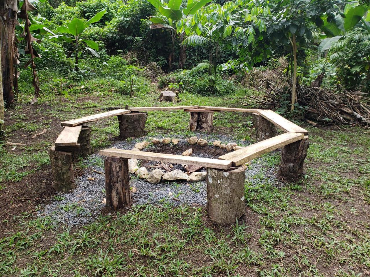 Aruma Eco-Hostal Lanquin Ngoại thất bức ảnh