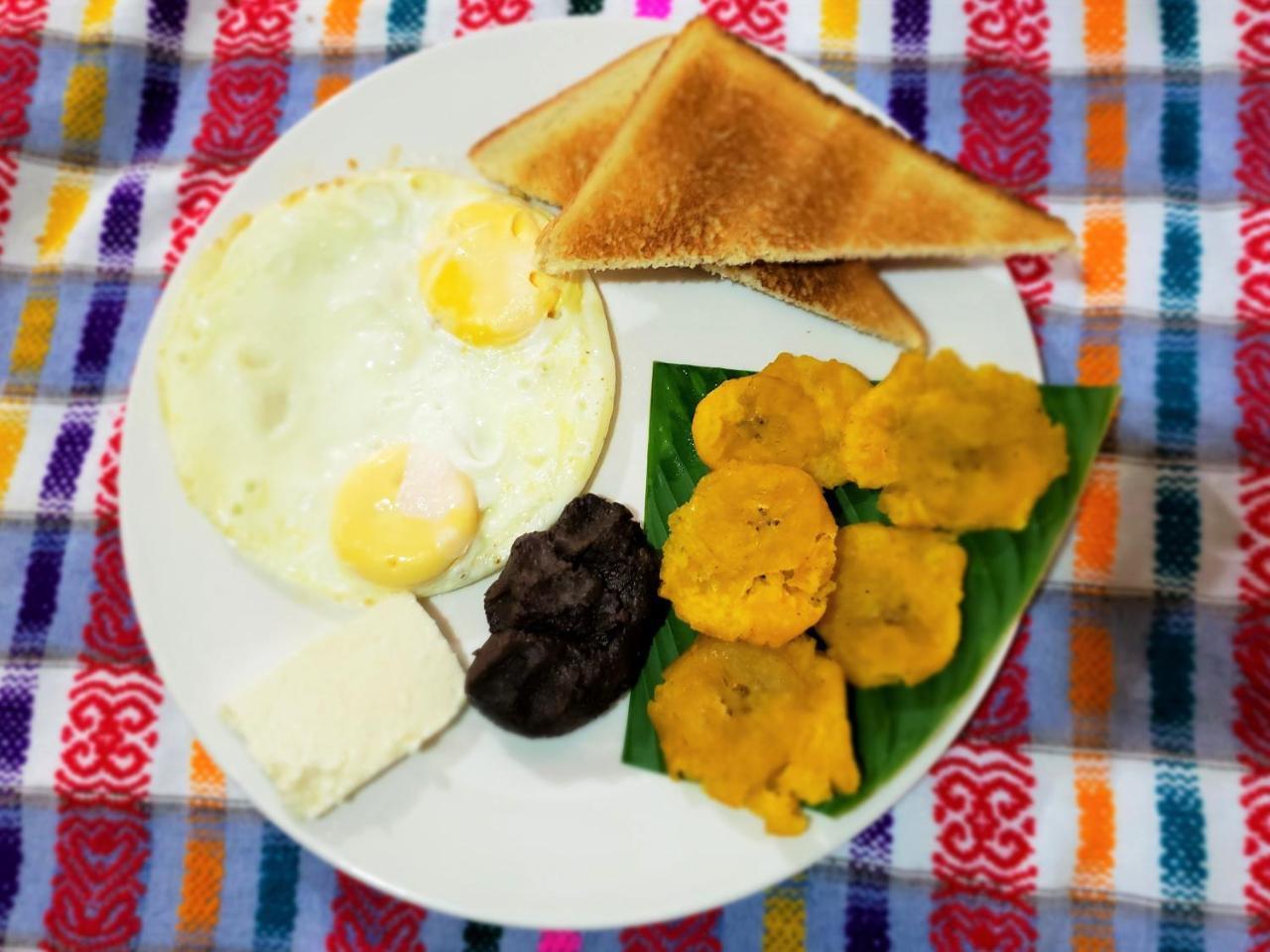 Aruma Eco-Hostal Lanquin Ngoại thất bức ảnh